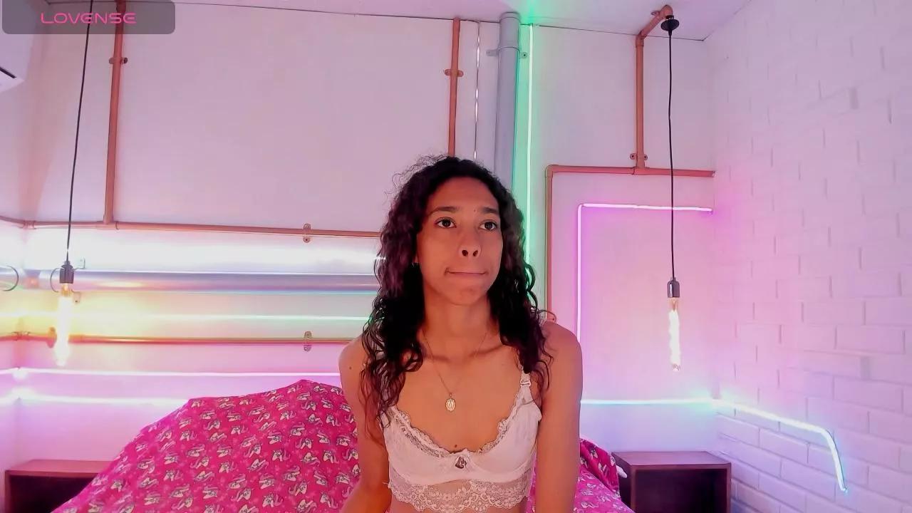 lily_weasley on Cam4 