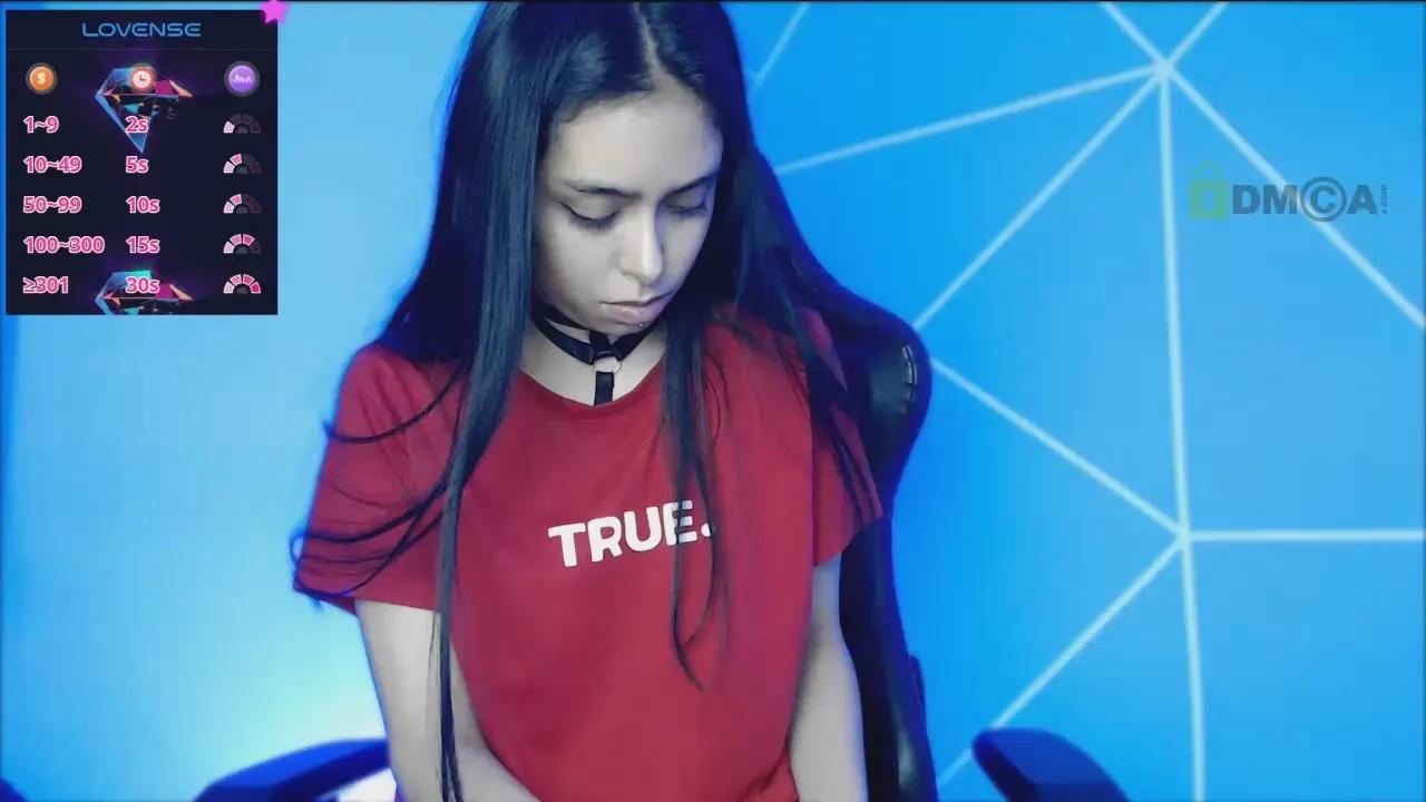 Offline lilylouise_ on Cam4