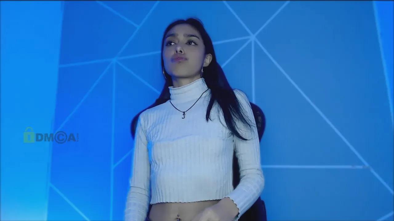 Offline lilylouise_ on Cam4