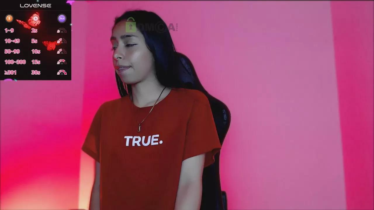 Offline lilylouise_ on Cam4