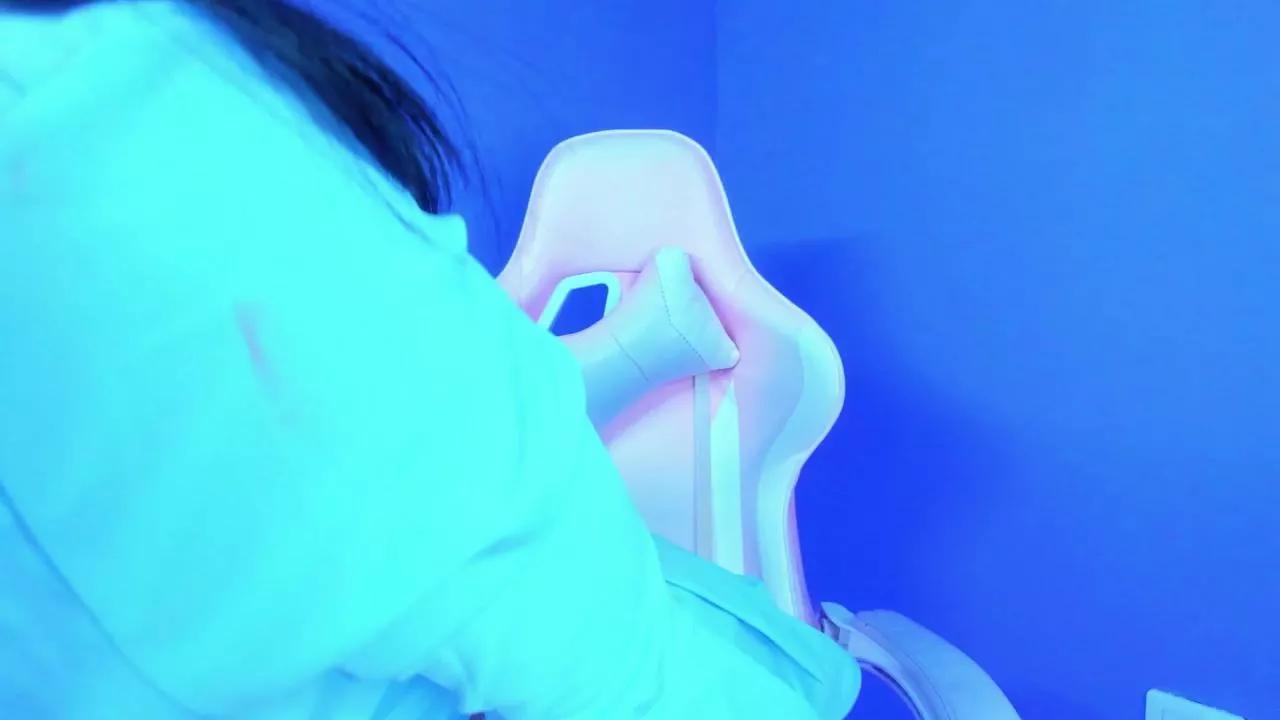 Lilyth_7 on Cam4 