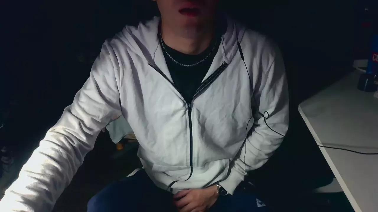 LimitBraker on Cam4 