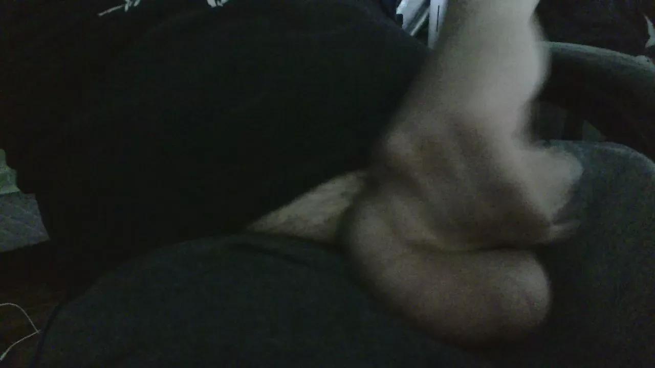 Linndee on Cam4 