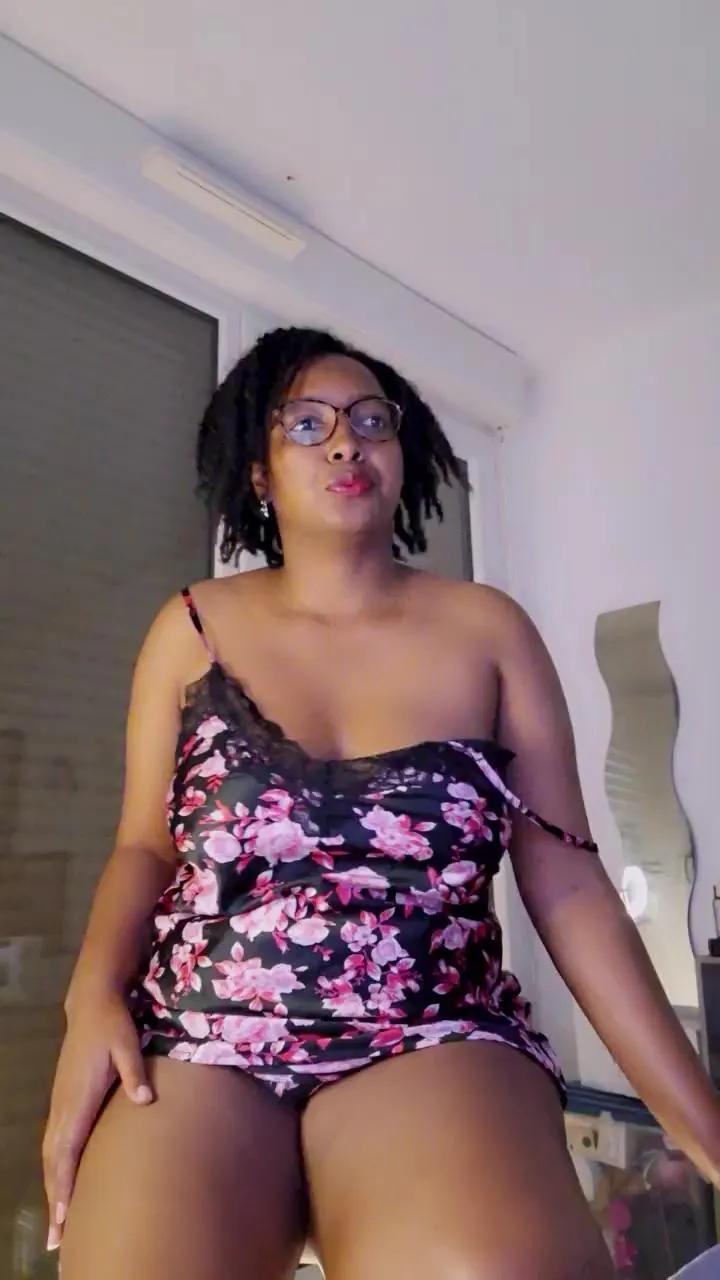 lissajones on Cam4 