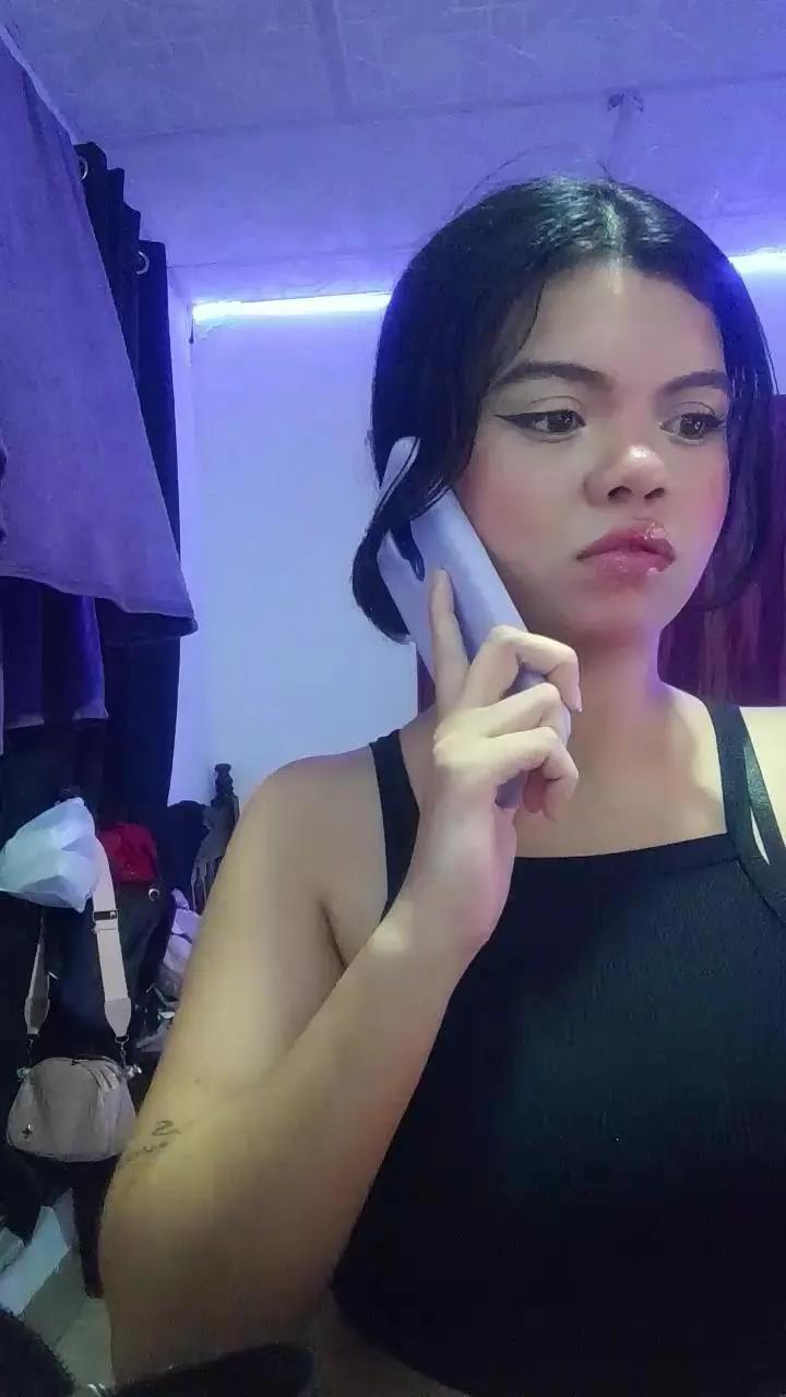 LittleAkari on Cam4 