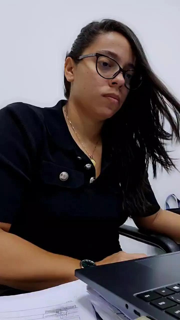 LollaBunny26 on Cam4 