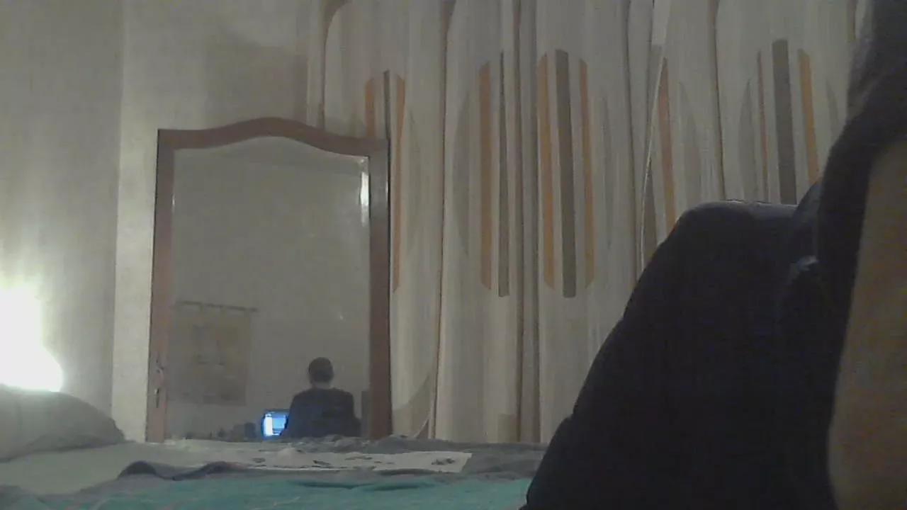 lollypomptrav on Cam4 