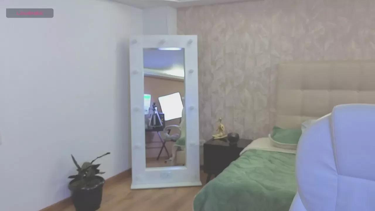 loly_marce on Cam4 