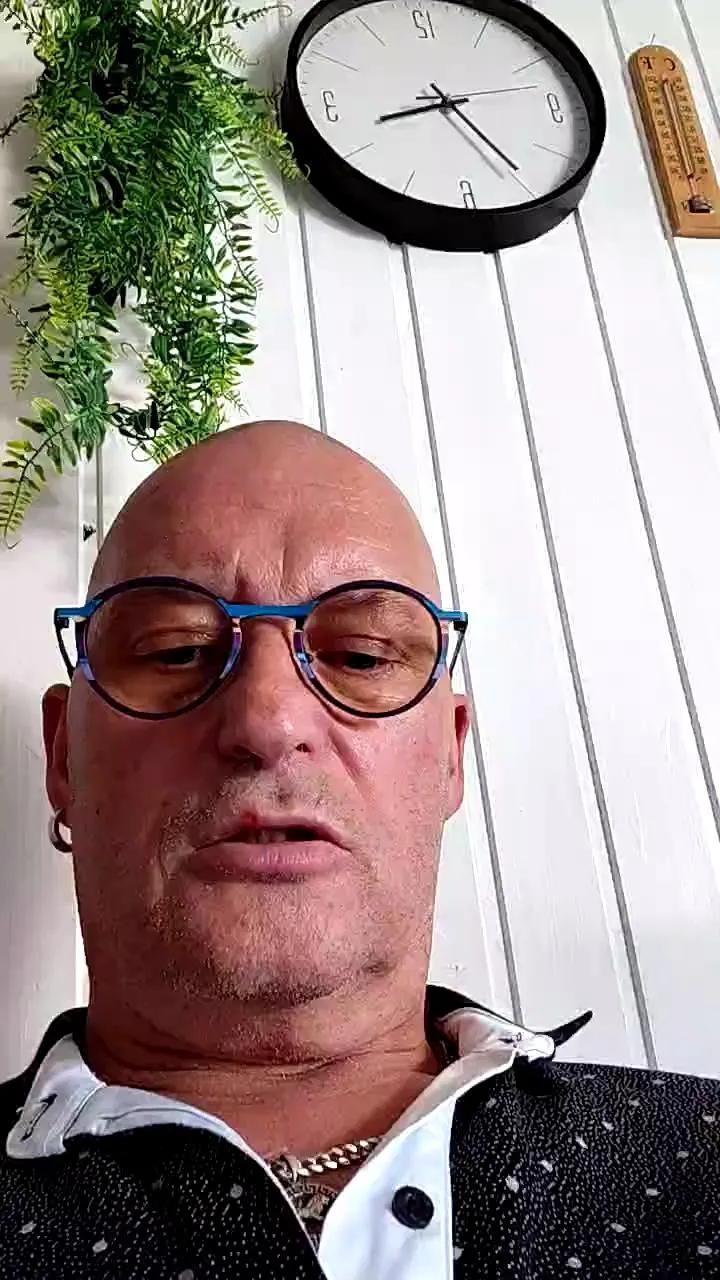 Offline lordpinki on Cam4