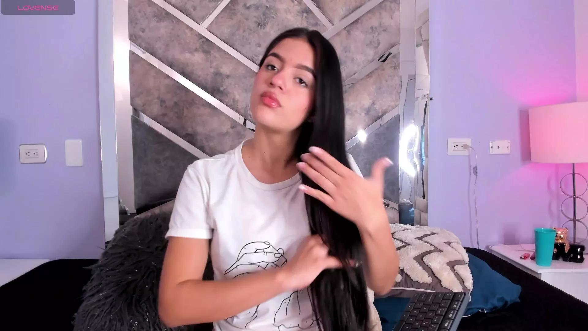 Loreanna_ on Cam4 