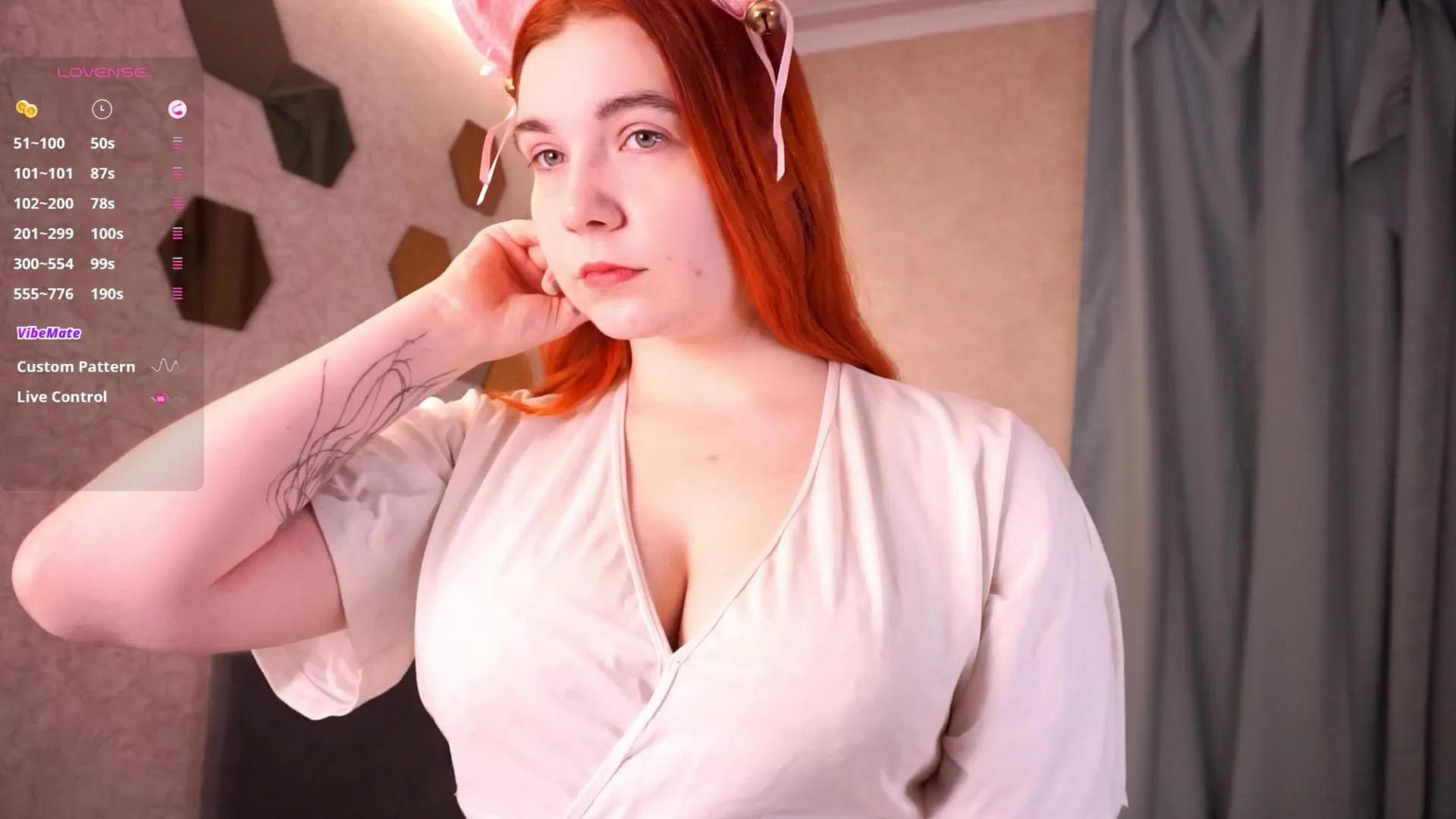 LoreDurden — Freechat on Cam4