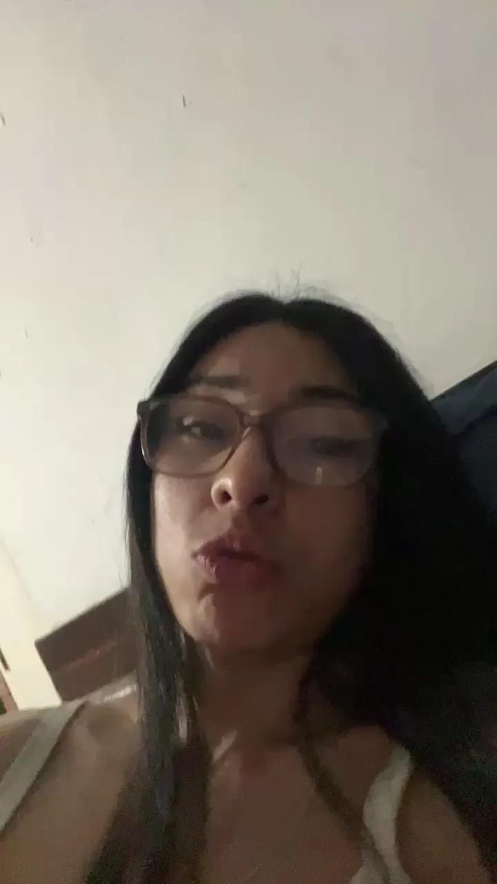 Loregolosa00 — Freechat on Cam4