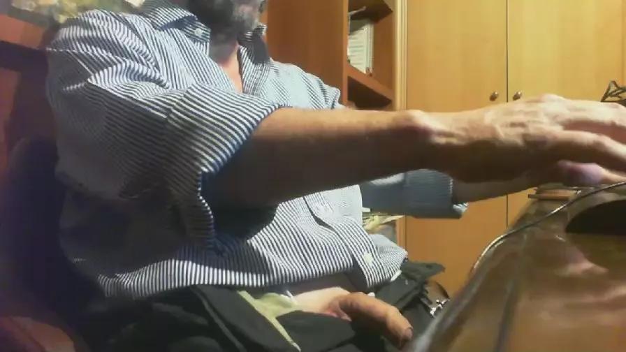 LoreyPepe on Cam4 