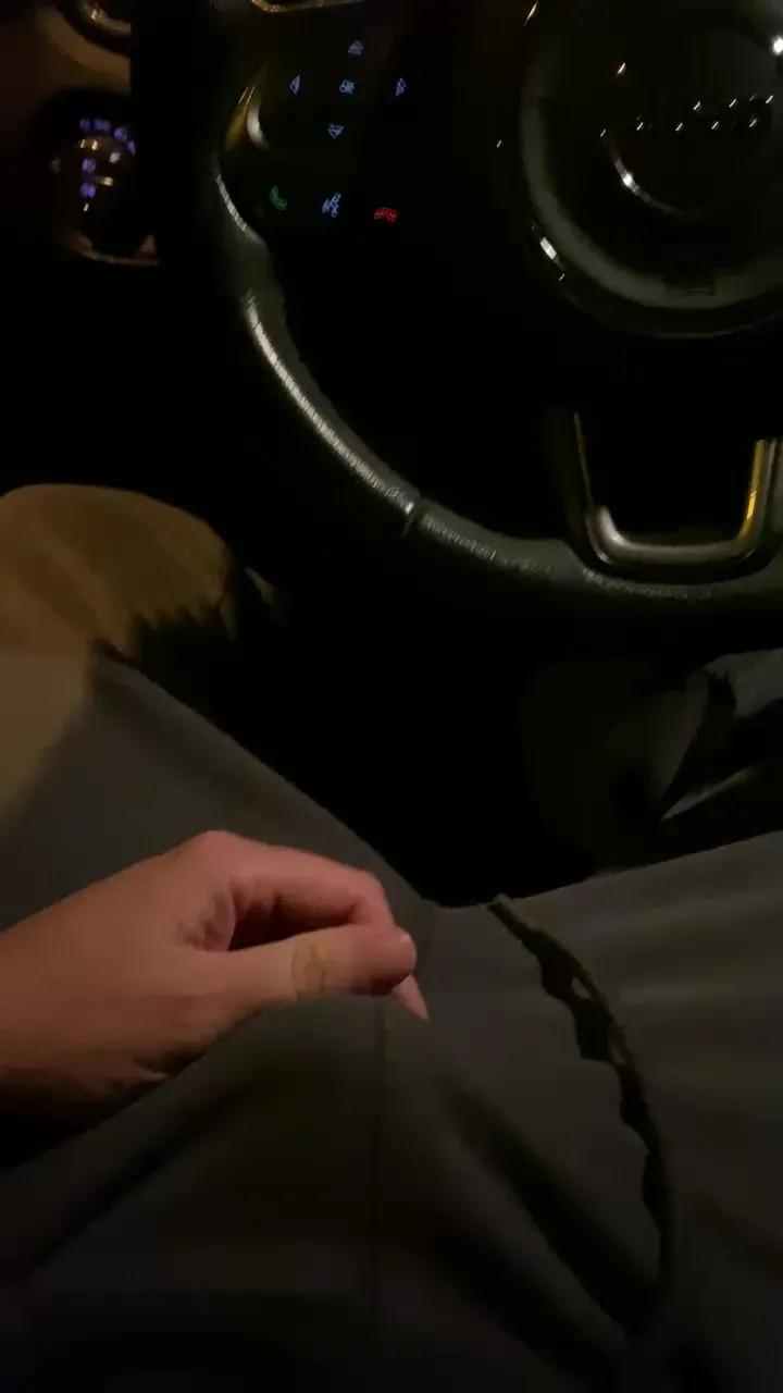 Offline lucapublic on Cam4