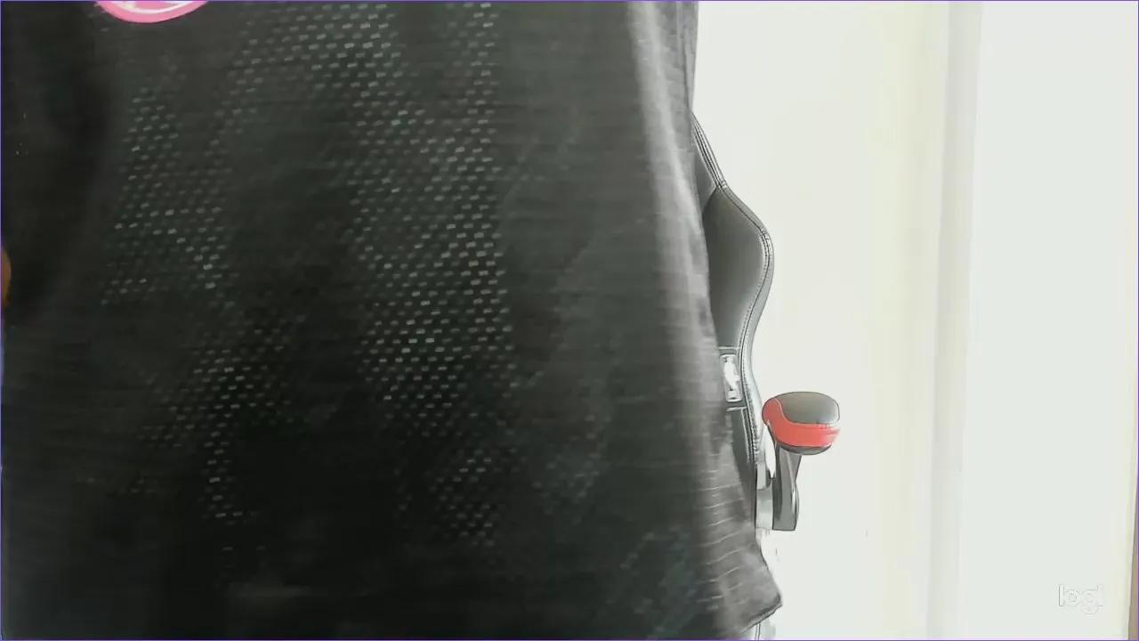Offline Lucasflexthis_1 on Cam4