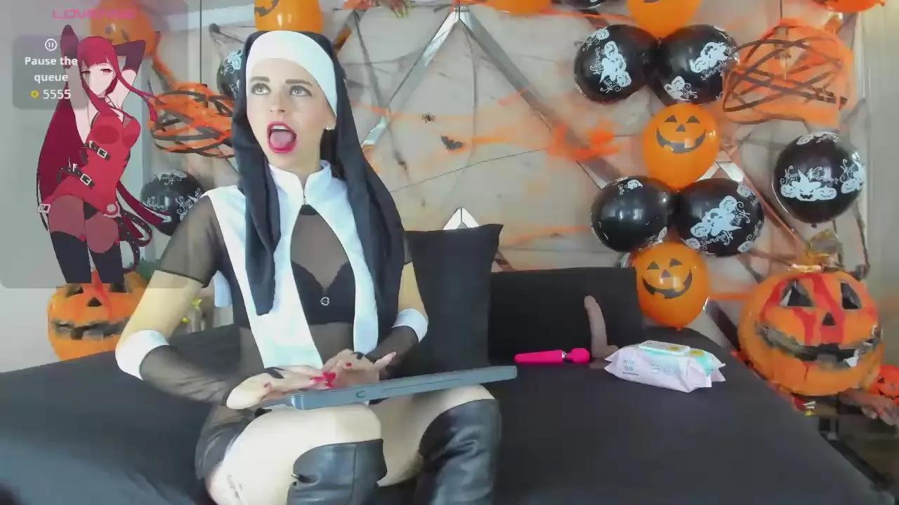 LucianaCrisse —  #blowjob #ass #pussy #spanking #anal #bdsm #amateur