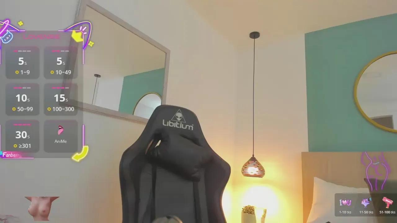lucy_blue28_