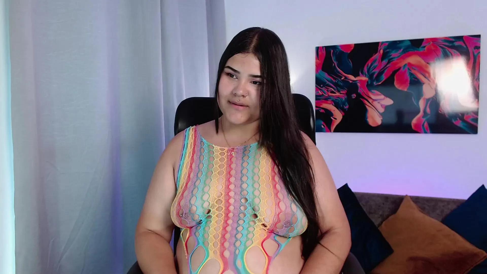 LucyColleen on Cam4