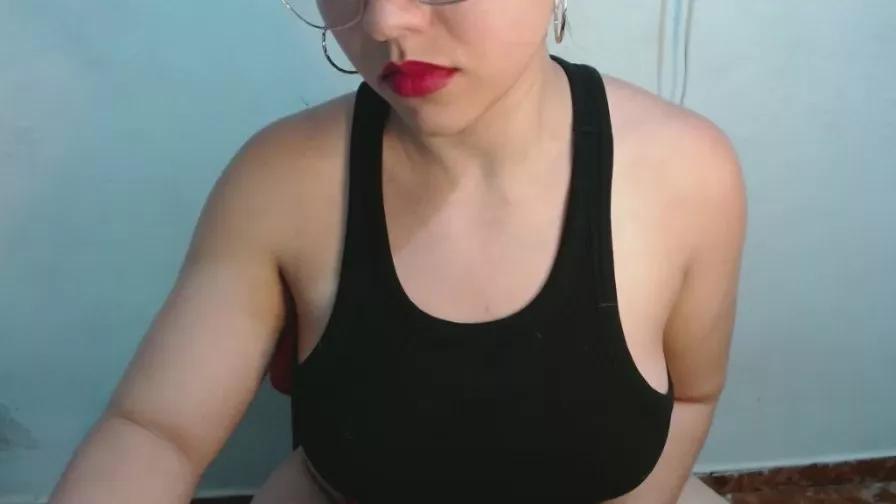 lul_love_baum23 on Cam4 