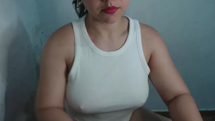 lul_love_baum23 on Cam4 