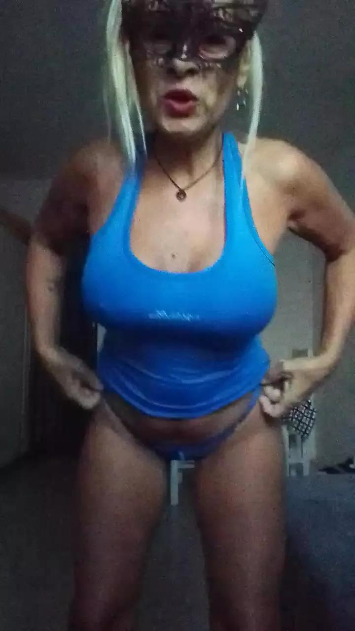 luli70hot on Cam4 