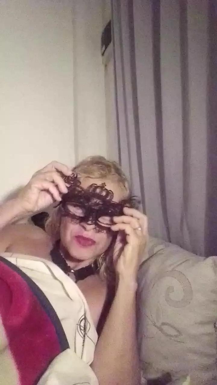 luli70hot on Cam4 