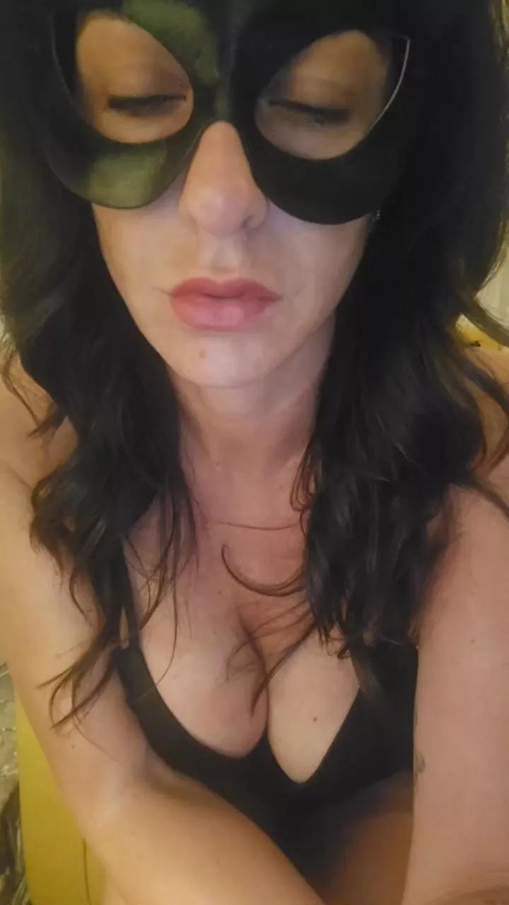 Lullina1 on Cam4 