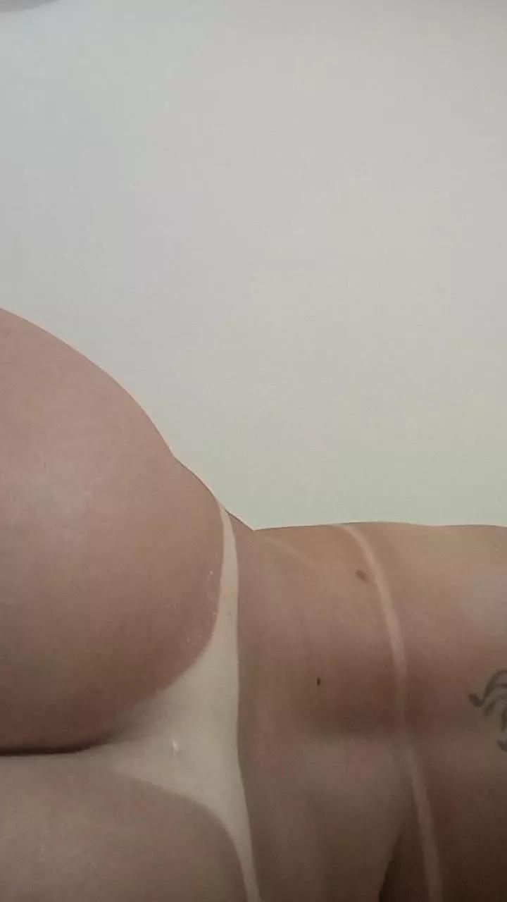 lulu19502 on Cam4 