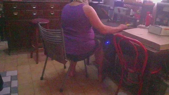 Offline LunaTravsumi on Cam4