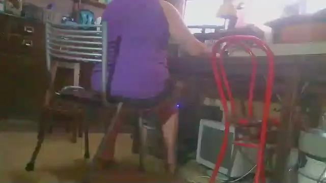 Offline LunaTravsumi on Cam4