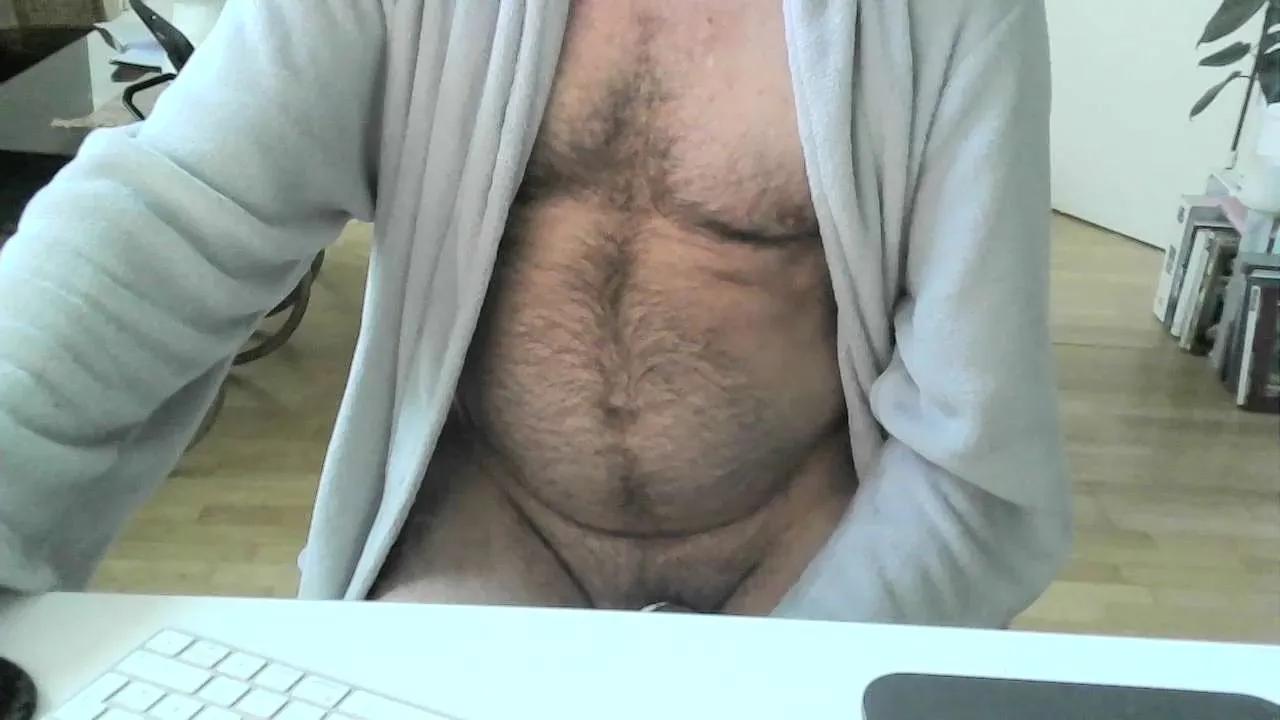 Offline lustmann on Cam4