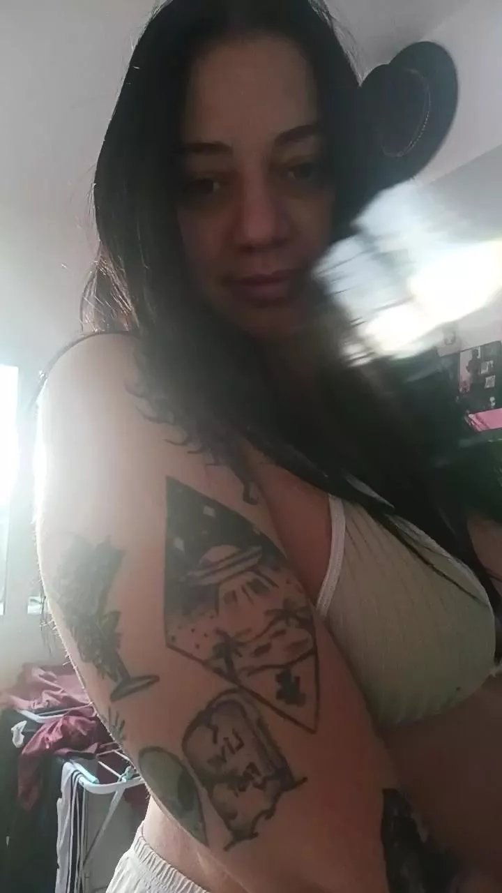 Luulii_loove on Cam4 