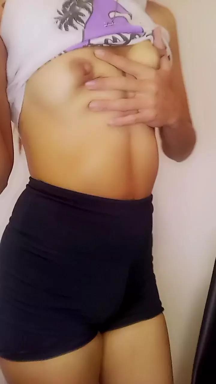 Offline Lyn_99 on Cam4