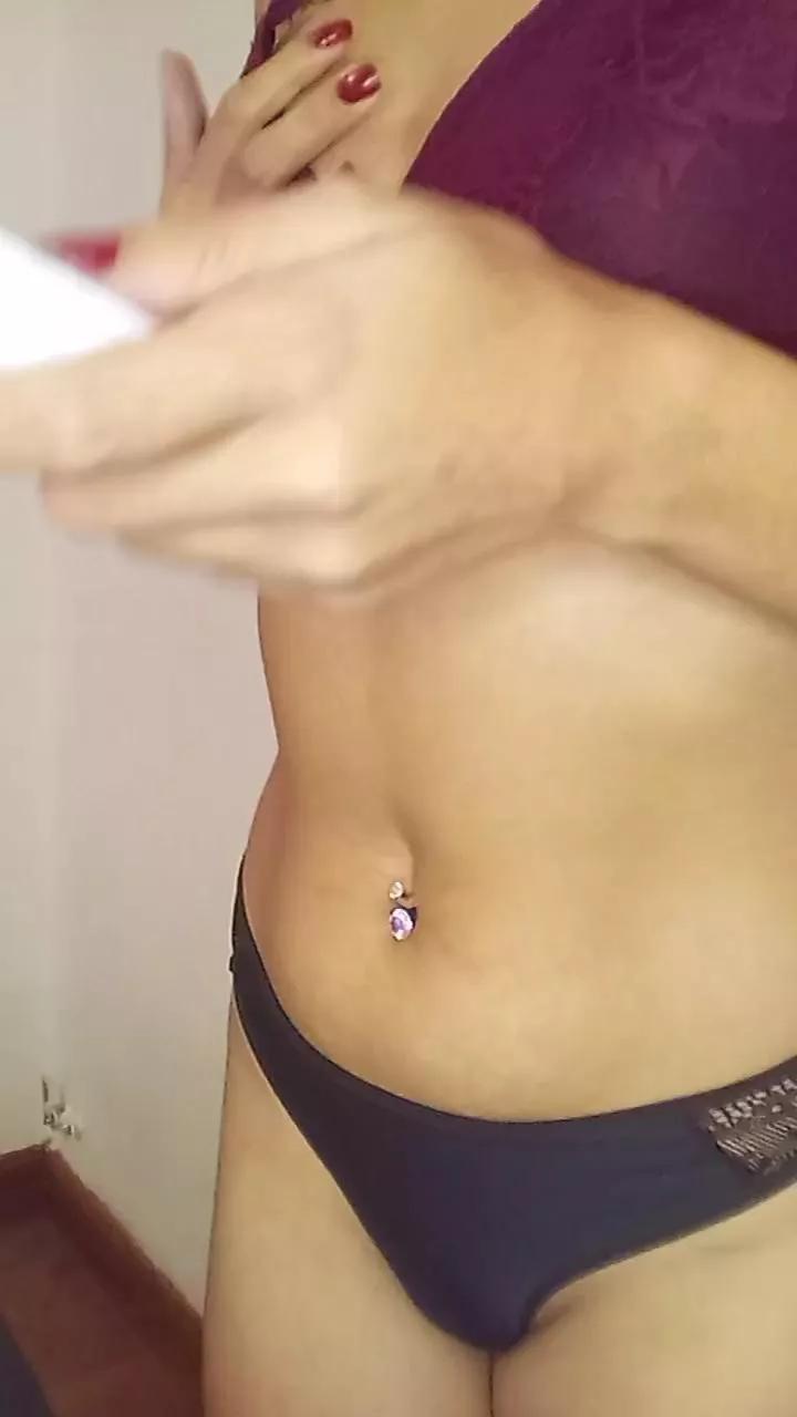 Offline Lyn_99 on Cam4