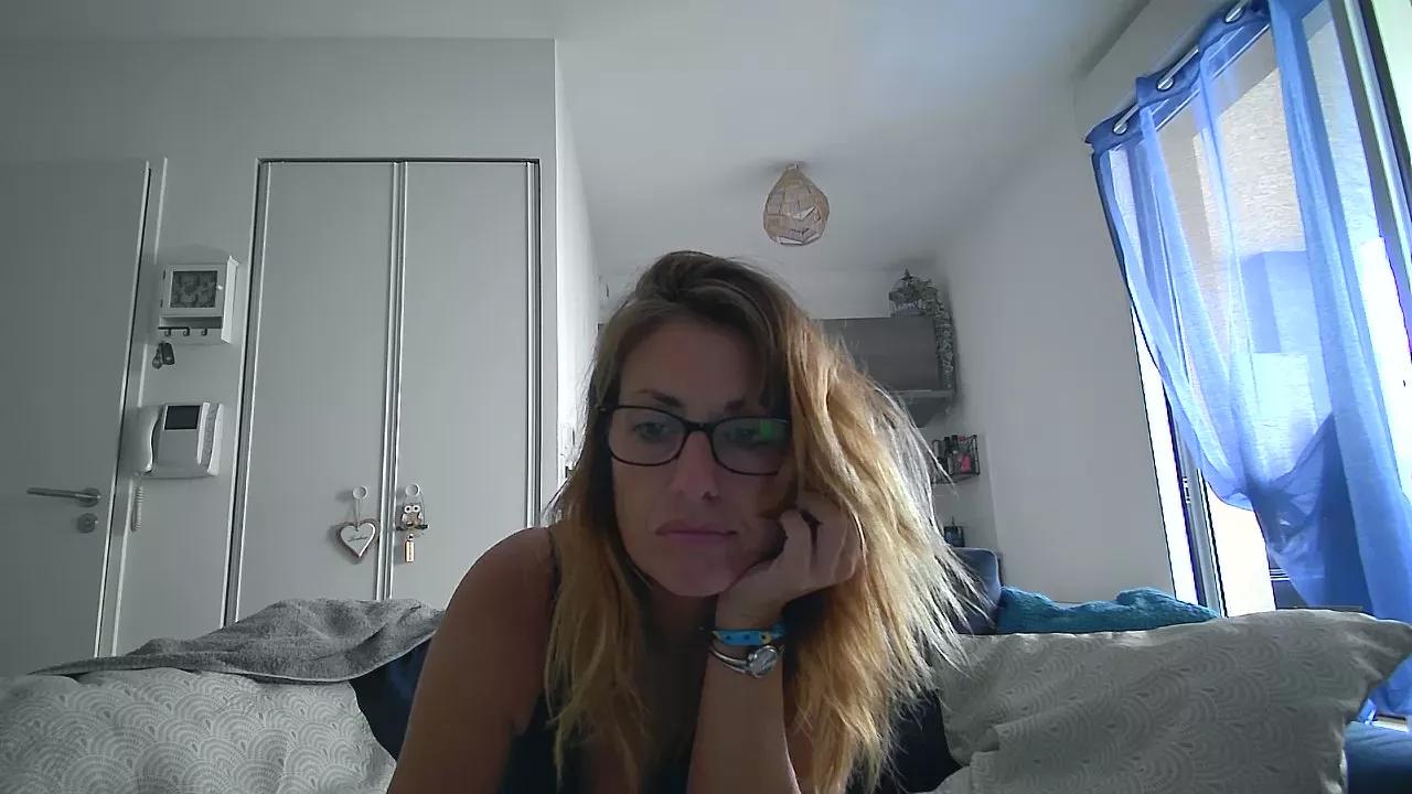 lynexxx on Cam4 