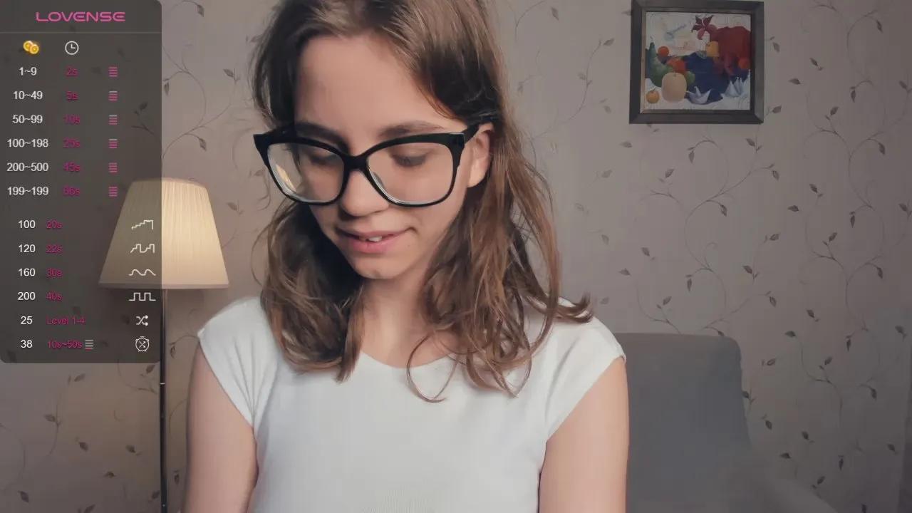 LynneCrust on Cam4 