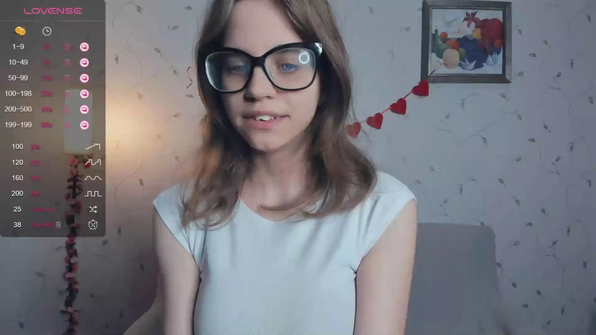LynneCrust on Cam4 