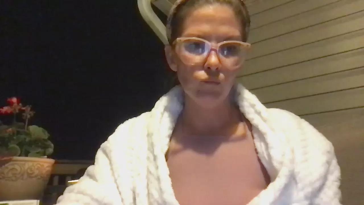 Lynniexo on Cam4 