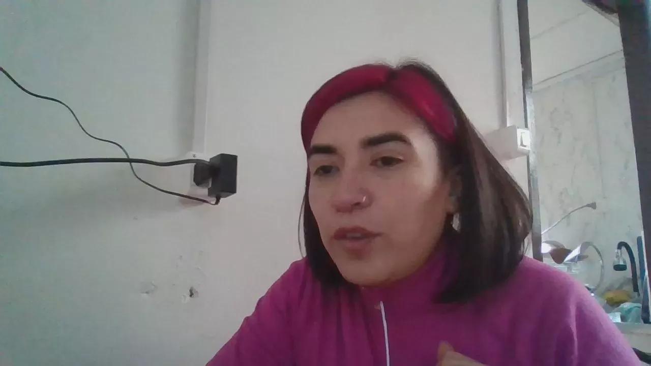 Madamepiaceri on Cam4 