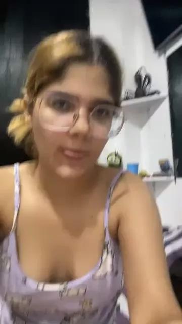 Maddyh on Cam4 