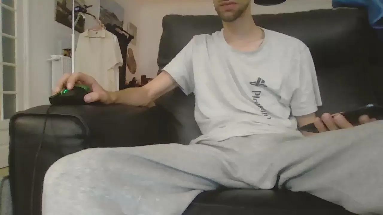 MaddyShow66 on Cam4 