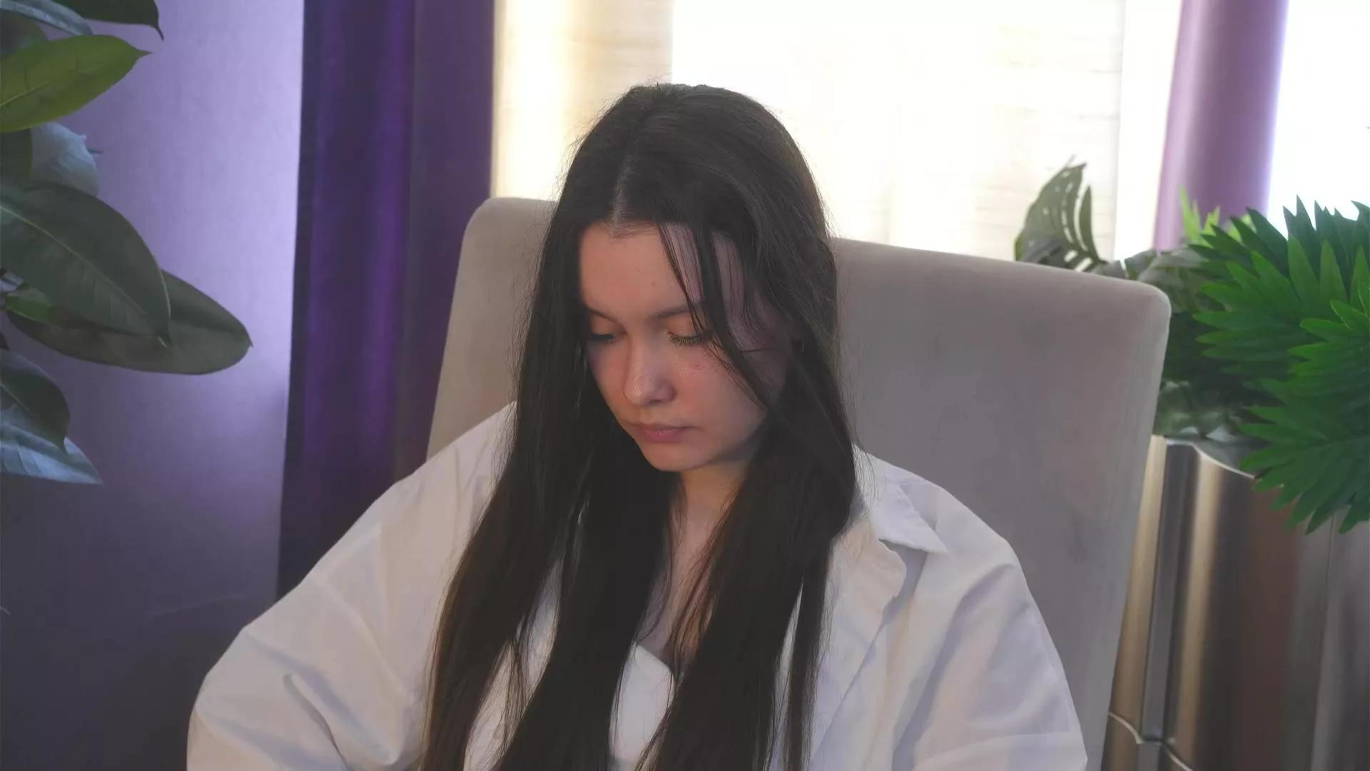 MaeBrookhouse on Cam4 
