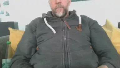 Offline magsmollig on Cam4