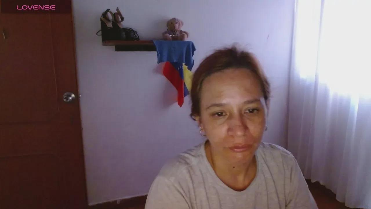 Offline malu_420 on Cam4