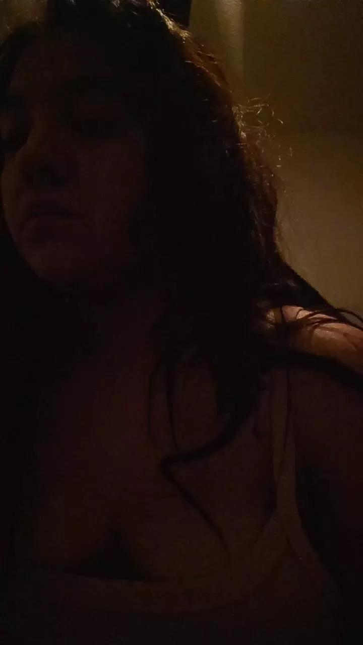Offline Mamimamita on Cam4