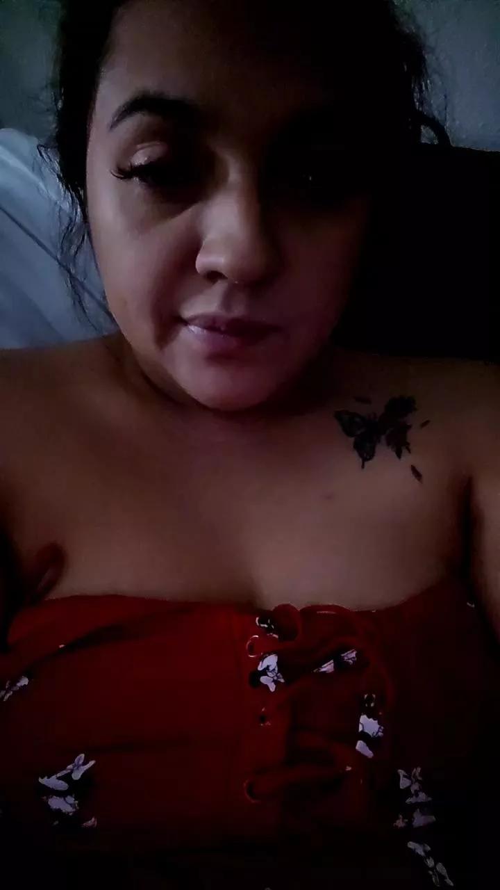 Offline Mamimamita on Cam4