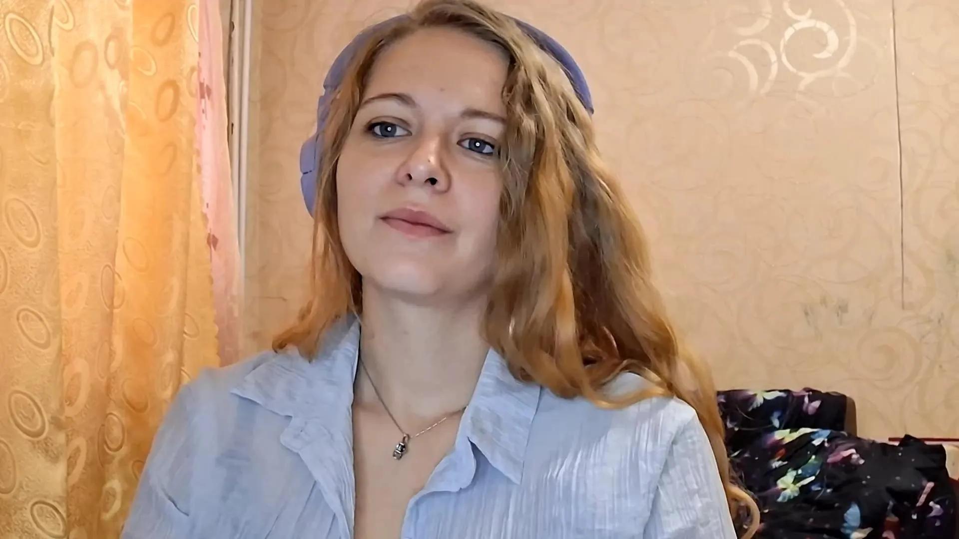 ManaWilansky —  #fisting #femdom #gamer #cum #swinging #AssToMouth #feet