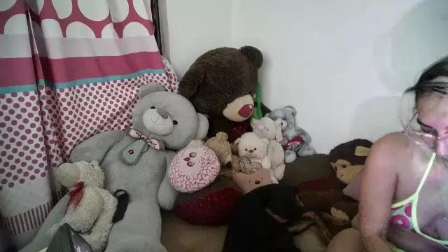 Offline mandy_berry on Cam4