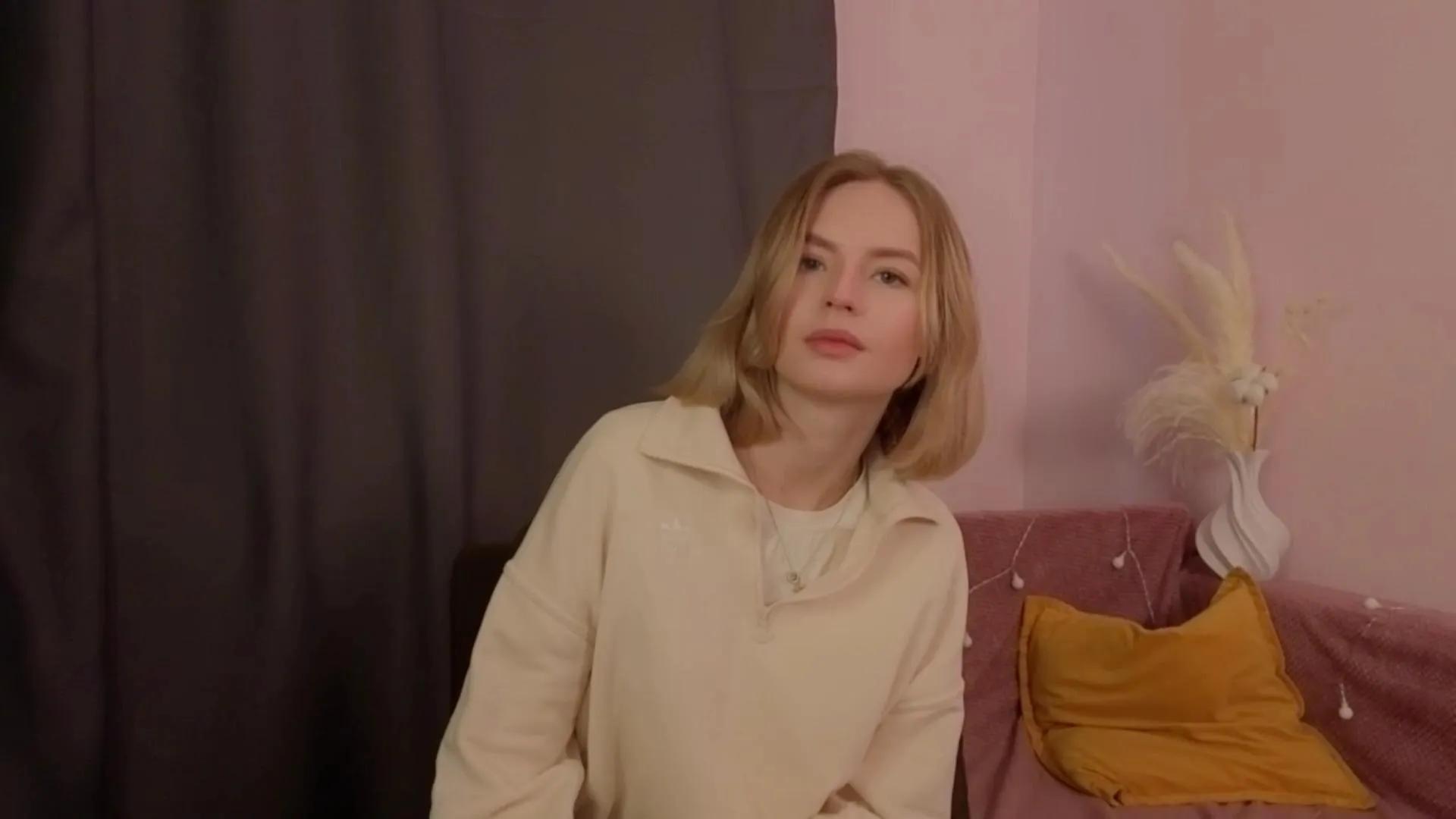 MarilynNoecker — Freechat on Cam4