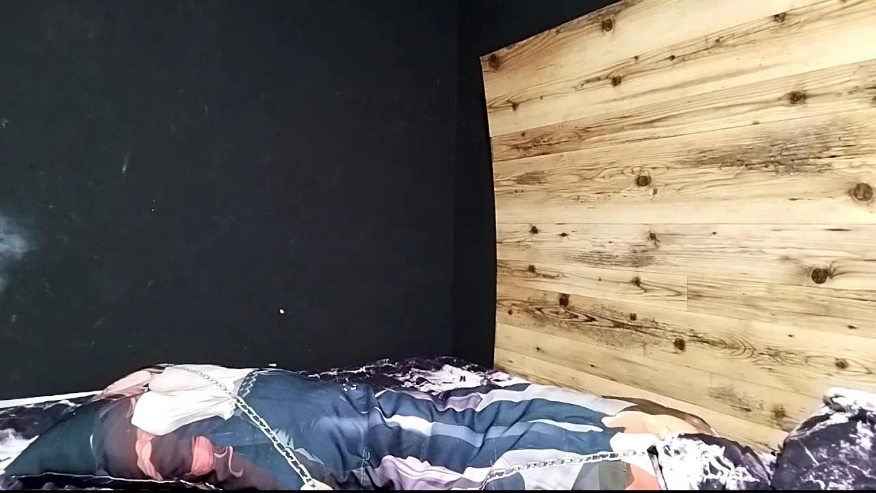 Offline MarisaNaill on Cam4